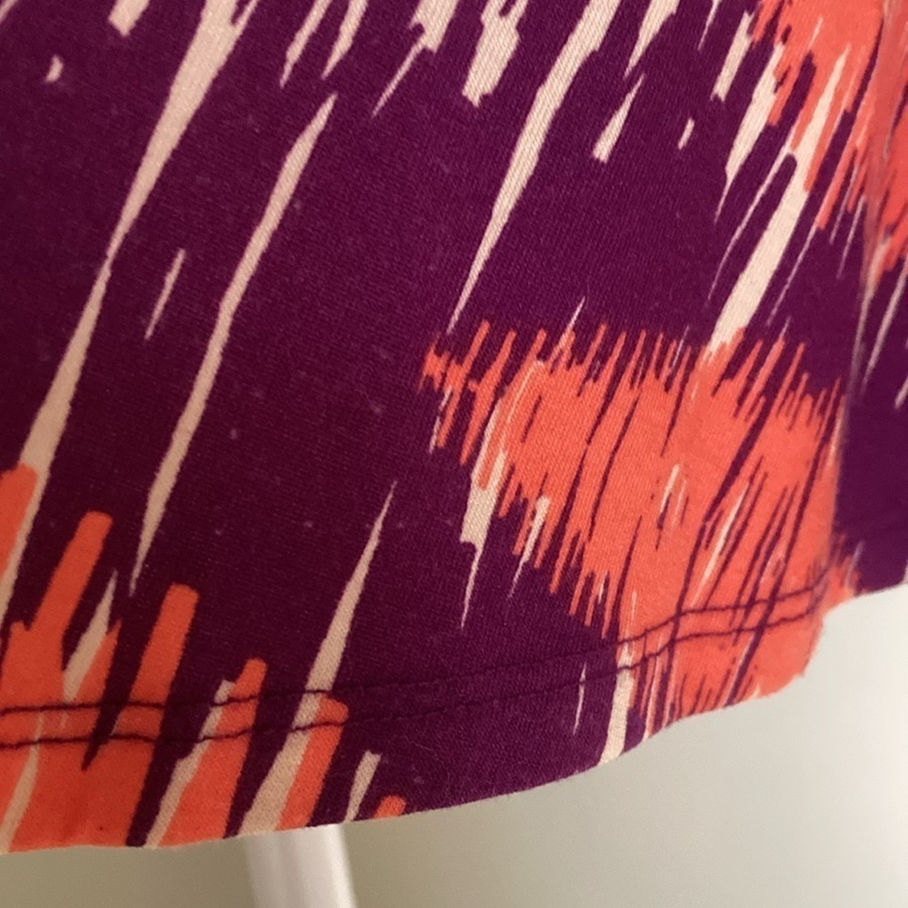 Lularoe Perfect Tee - Picture 8 of 12